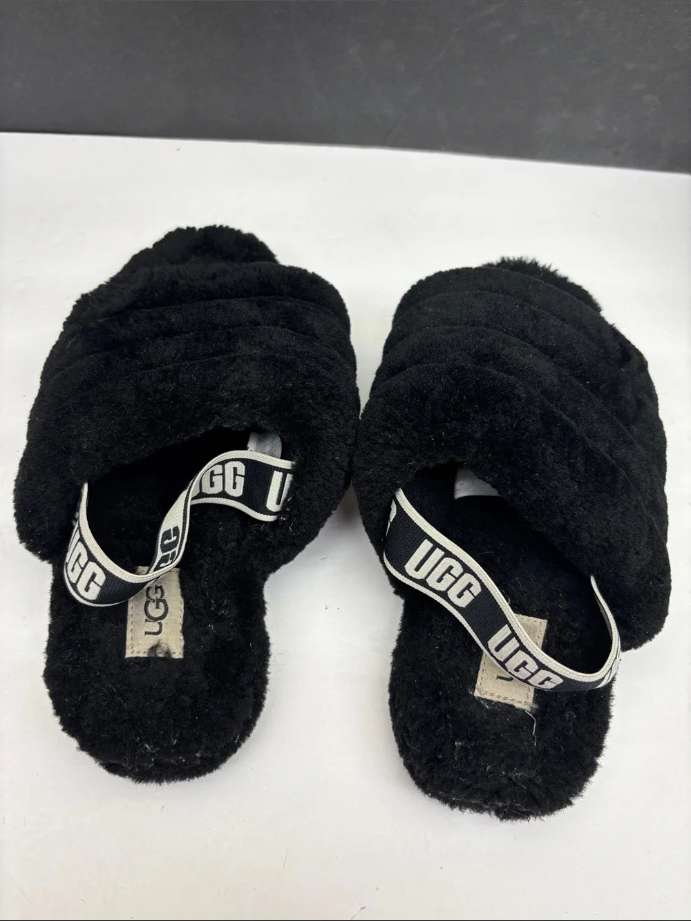 UGG Kids Black Fuzzy Slide Slippers, sz 5 big girl, box 63